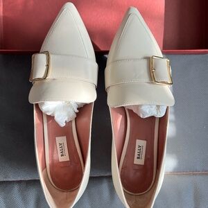 Bally Harumi Ladies Bone Calf Leather Buckled Mules White IT36